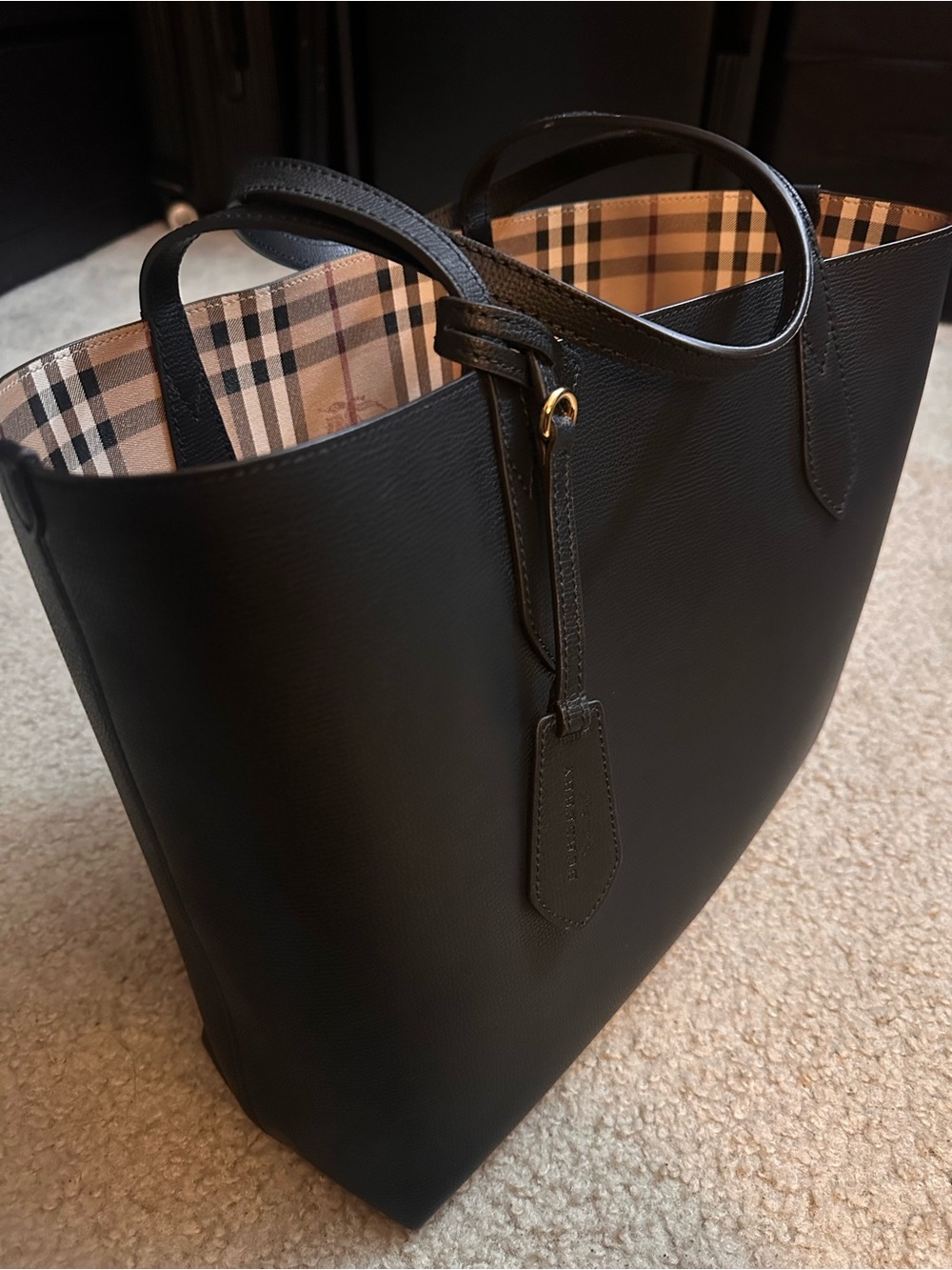 Burberry Black Leather Tote with Vintage Nova Check Lining
